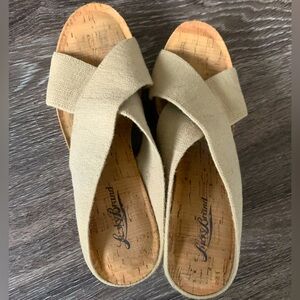 Lucky Brand Tan Wedges